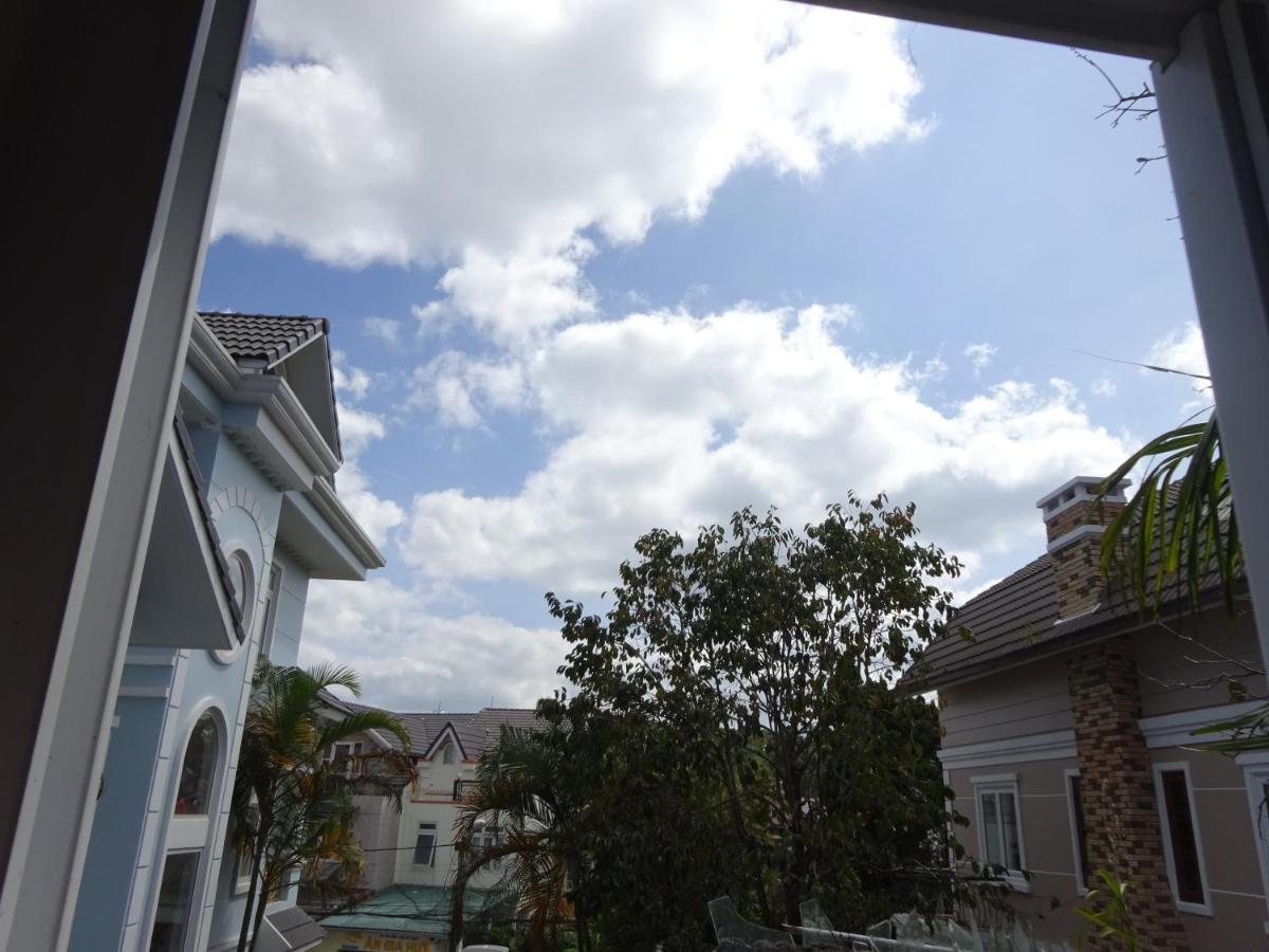 Blue Sky Homestay Dalat Bagian luar foto
