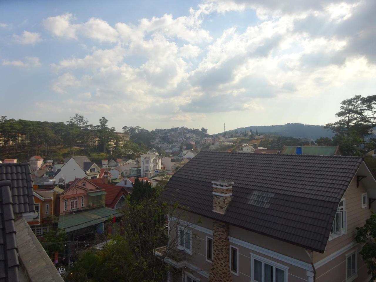 Blue Sky Homestay Dalat Bagian luar foto