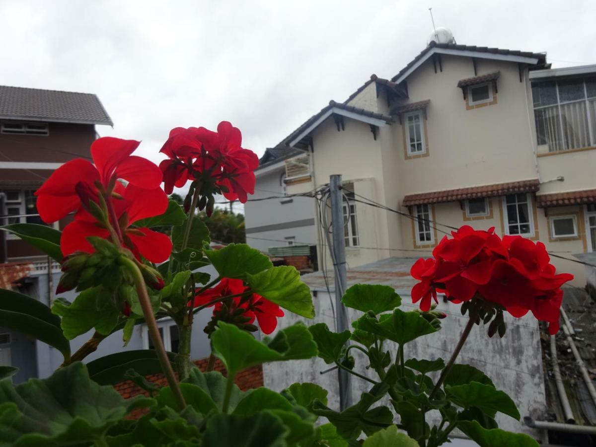 Blue Sky Homestay Dalat Bagian luar foto